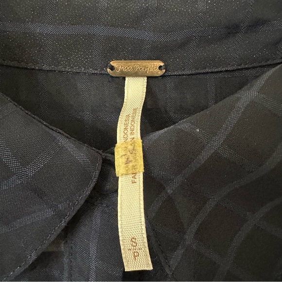 Free People sheer navy blue plaid ruffle blouse, S - Picture 4 of 5